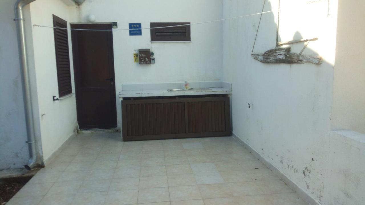 Apartment Tara Nečujam Zewnętrze zdjęcie